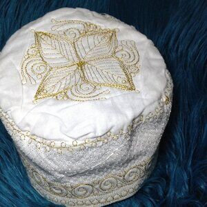 Middle Eastern Uzbek/Keffiyeh; White w/Gold; Traditional, Chic Turkish Hat